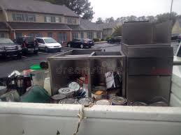  Lynnwood, WA Junk Removal Services Pros