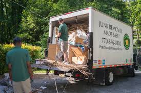 Best Office Cleanout  in Lynnwood, WA